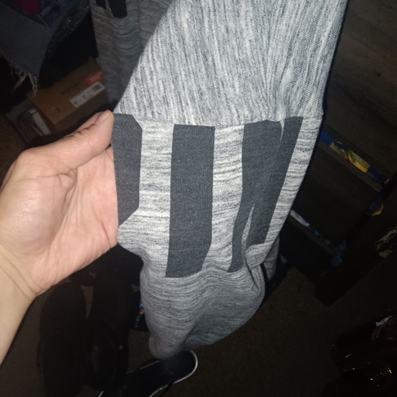 Victoria Secret PINK Grey Quarter Zip RETRO - Picture 5 of 7